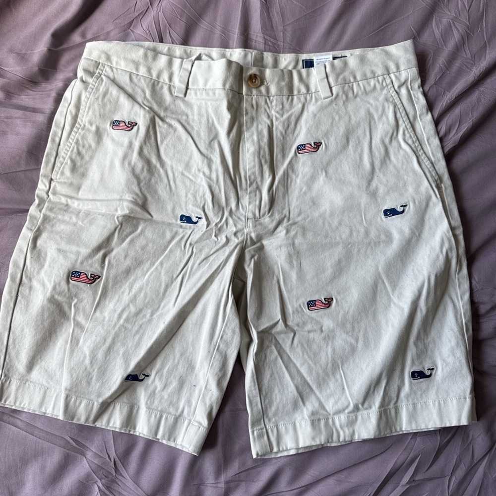 Vineyard Vines Men's Tan Shorts with Flag Whale Embroidery